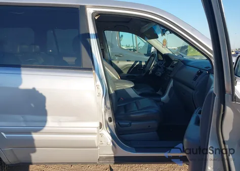 2006 Honda Pilot Ex-L z USA, uszkodzony, nr VIN 5FNYF28556B019134